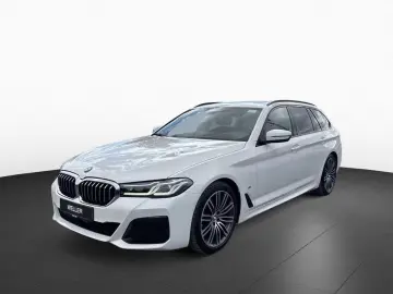 BMW 520dA T M SPORT LivePro Laser Pano HUD Ventilation