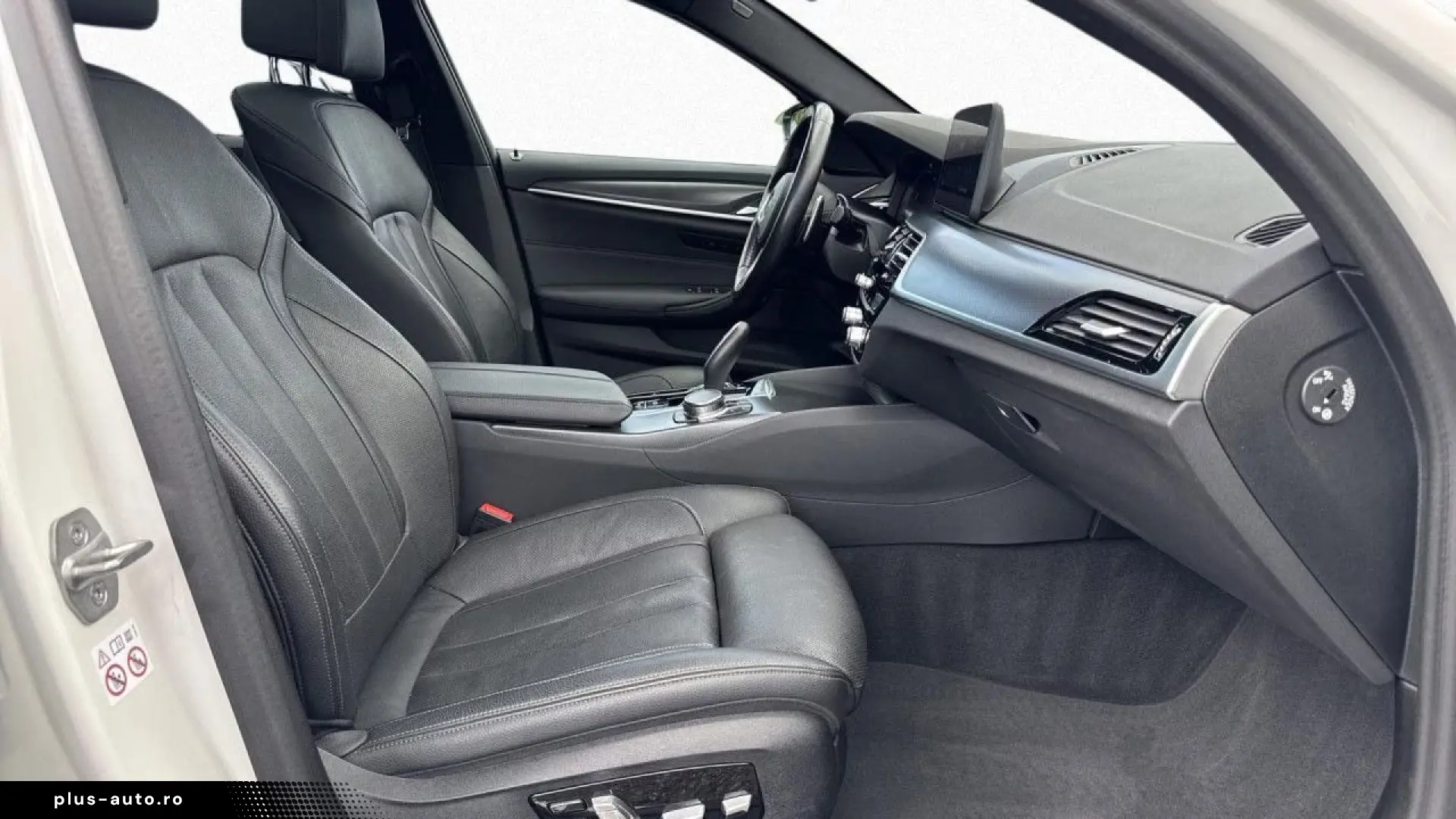 BMW 520dA T M SPORT LivePro Laser Pano HUD Ventilation