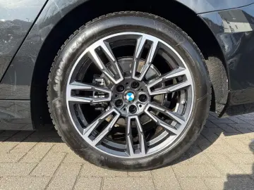 BMW 520dA T M SPORT LivePro AHK StHzg 360  H K St G