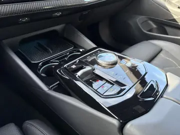 BMW 520dA T M SPORT LivePro AHK StHzg 360  H K St G