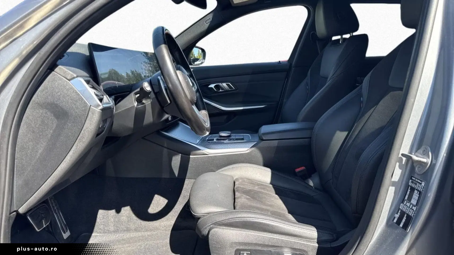 BMW 320dA T M SPORT PRO LivePr AdLED AHK Kam H K 19
