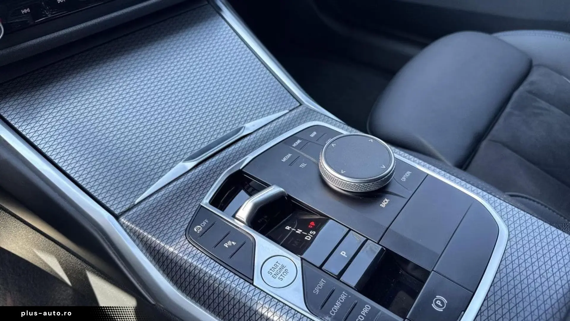 BMW 320dA T M SPORT PRO LivePr AdLED AHK Kam H K 19