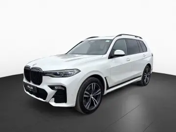 BMW X7 xDr 40d M SPORT NightV Laser KomSi H K 360