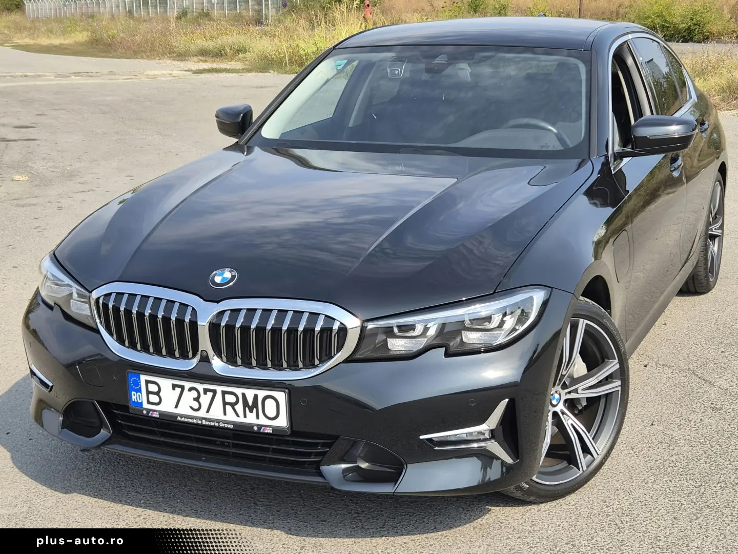 BMW 330e
