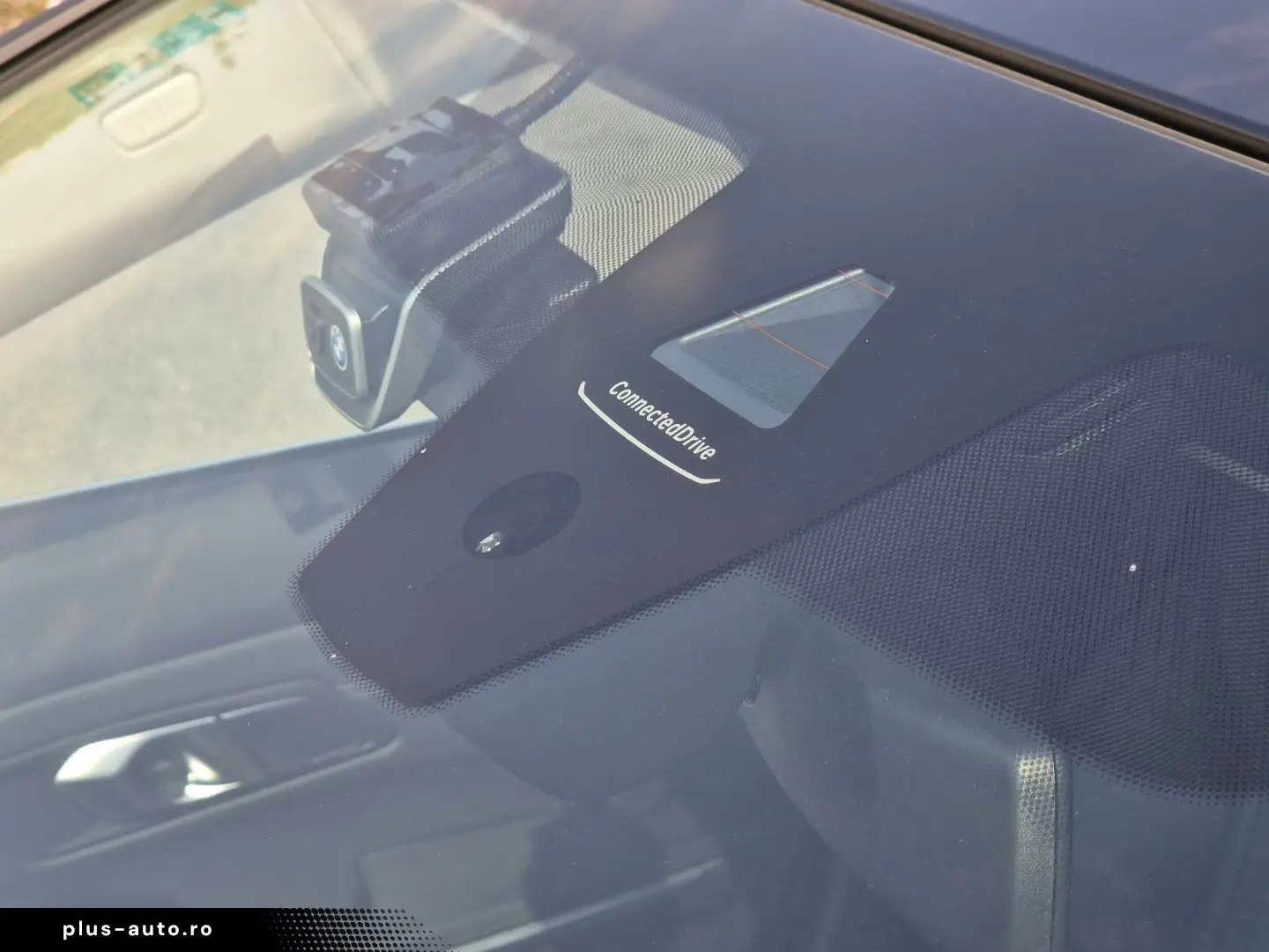 BMW 330e