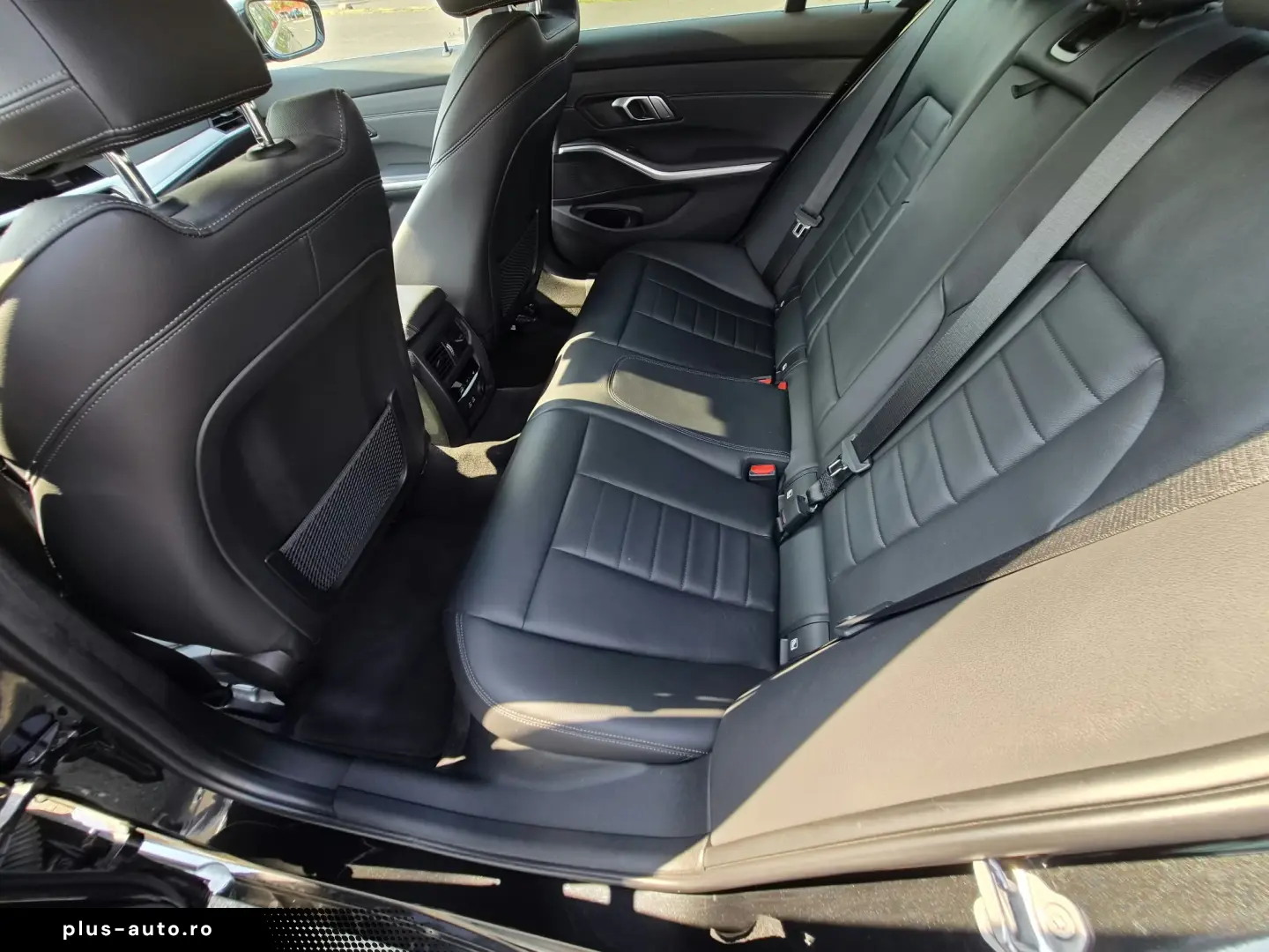 BMW 330e