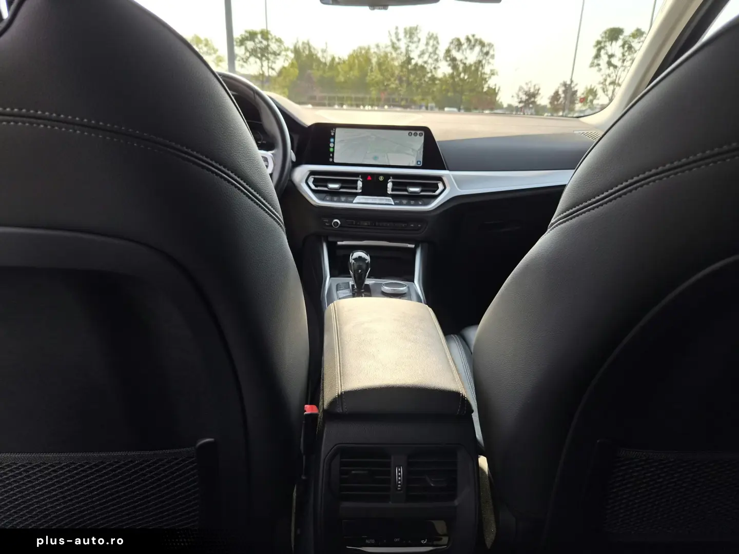BMW 330e