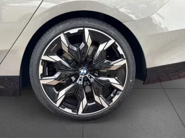 BMW 540dA xDr M SPORT Pano AHK B&W