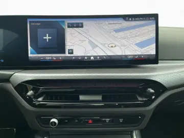 BMW 330e xDrive Lim M Sport HUD 360  DA ACC Memory