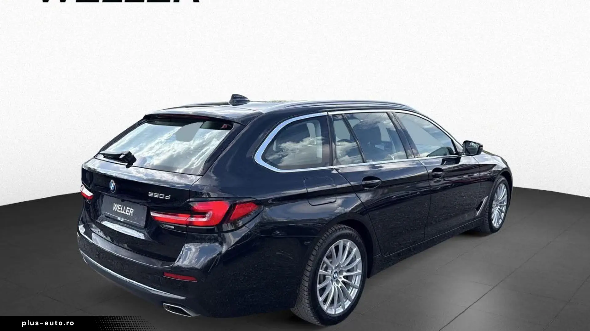 BMW 520dA T Luxury LivePro  Laser  KomSi  Pano  St G  HUD