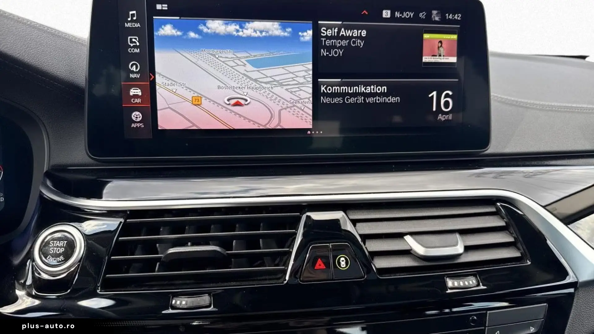 BMW 520dA T Luxury LivePro  Laser  KomSi  Pano  St G  HUD