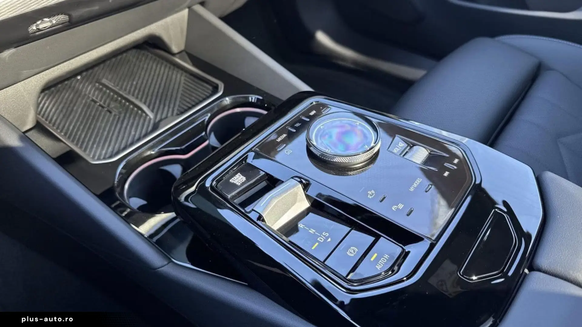 BMW 520dA xDr T M SPORT PRO Pano AHK 360  B&W St Go