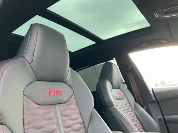 Garantie 2031 - Audi RS Q8 Performance Laser Masaj