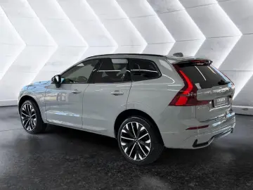 Volvo XC60 B5 AWD Ultra Dark • B&W • Pano • 360 Masaj