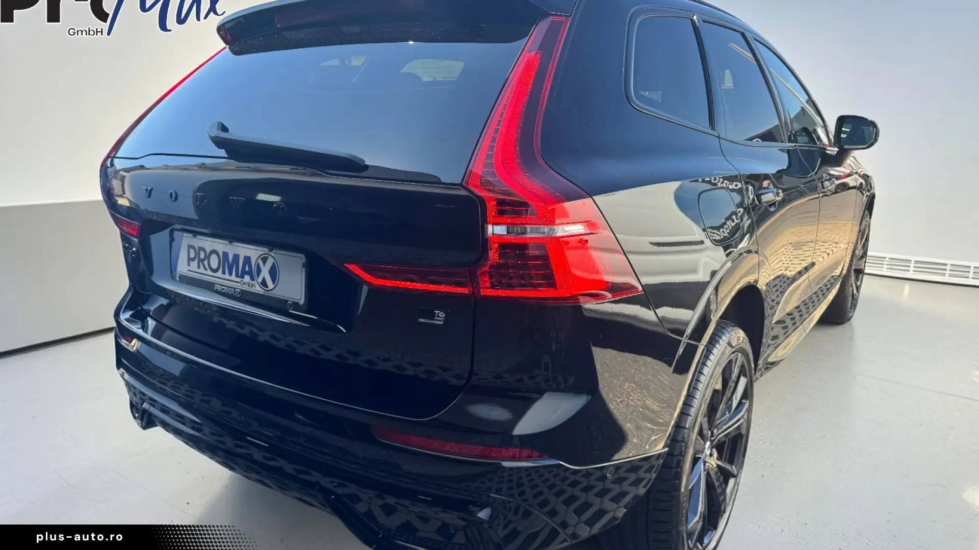 Volvo XC60 T6 AWD Ultra Black Edition • Four-C Masaj 360