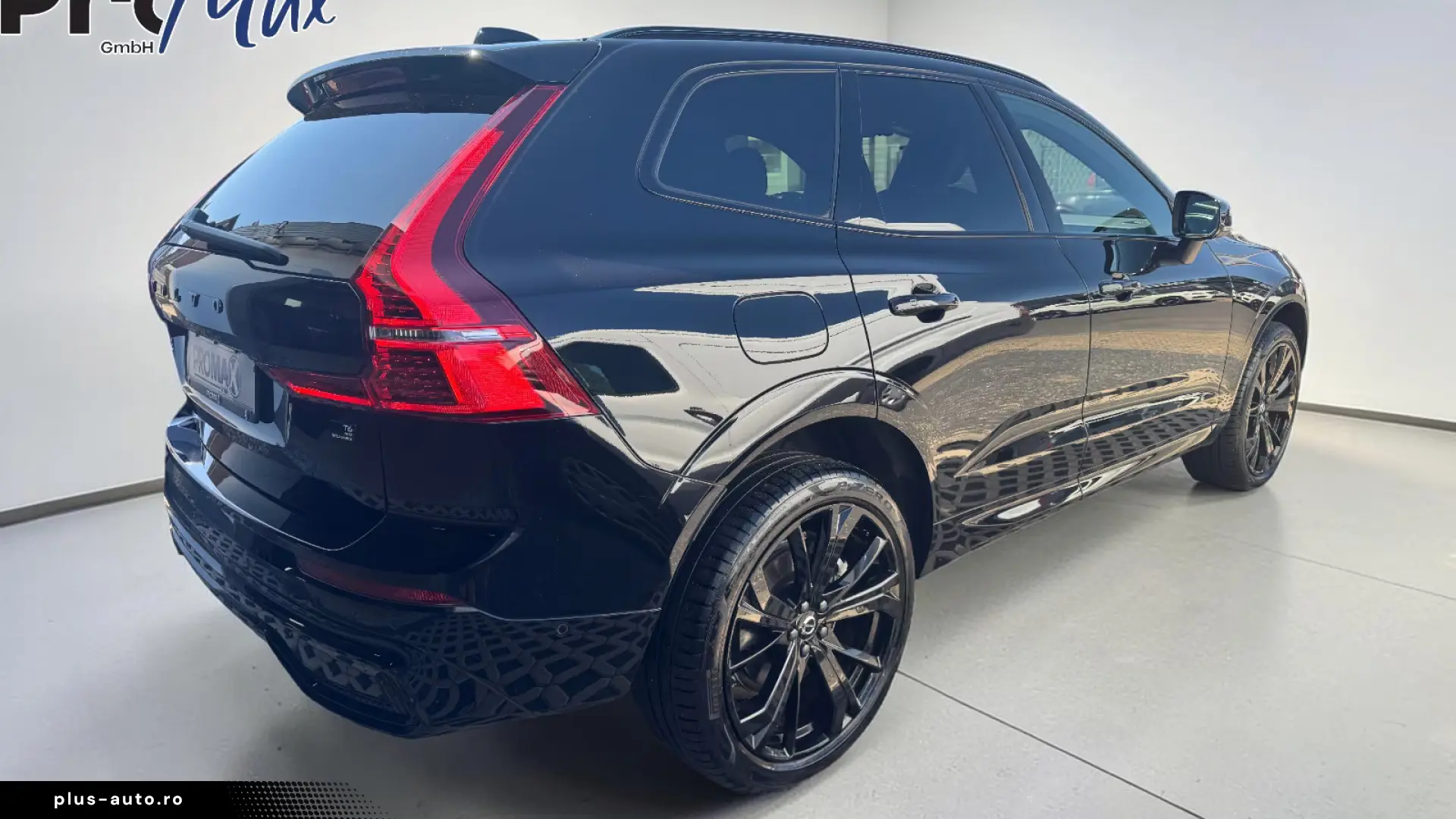 Volvo XC60 T6 AWD Ultra Black Edition • Four-C Masaj 360