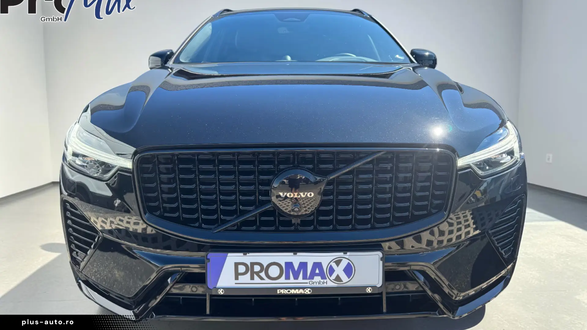 Volvo XC60 T6 AWD Ultra Black Edition • Four-C Masaj 360