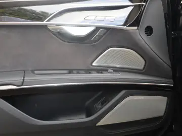Audi S8 quattro - Garanție Audi 01.2028 - Masaj 360 TV