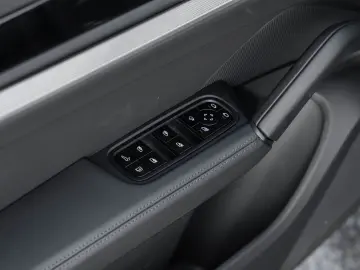 PORSCHE Cayenne S E-Hybrid Coupe 21'' BOSE…