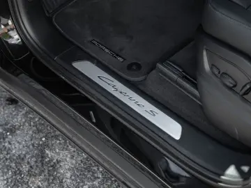 PORSCHE Cayenne S E-Hybrid Coupe 21'' BOSE…