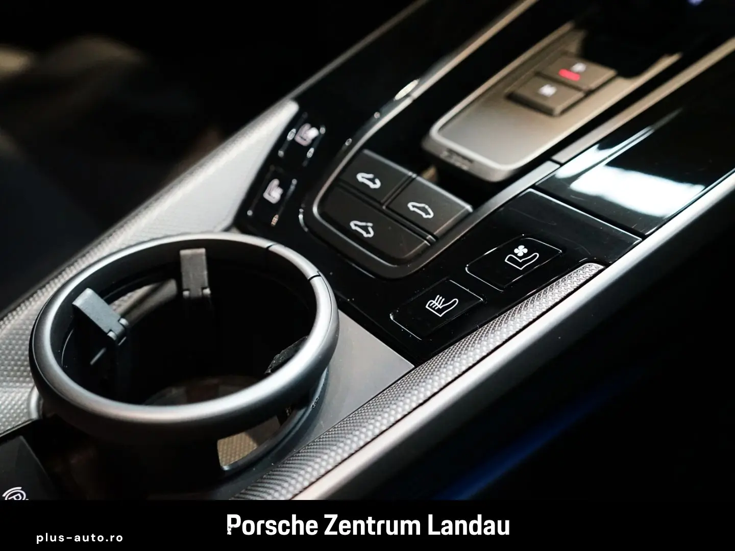 PORSCHE 992 911 Carrera Sportabgas Surround View BOSE