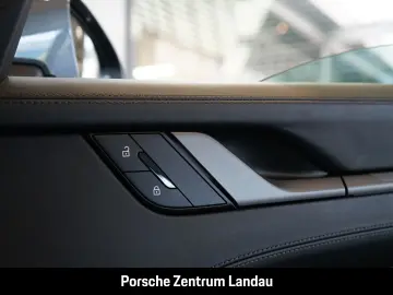 PORSCHE 992 911 Carrera Sportabgas Surround View BOSE