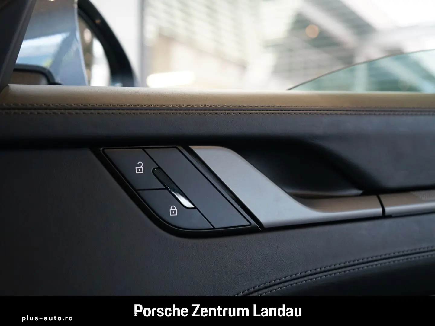 PORSCHE 992 911 Carrera Sportabgas Surround View BOSE
