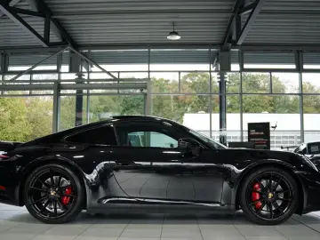 PORSCHE 911 (992) Coupé Carrera 4S  Chrono  Pano S-Abgas