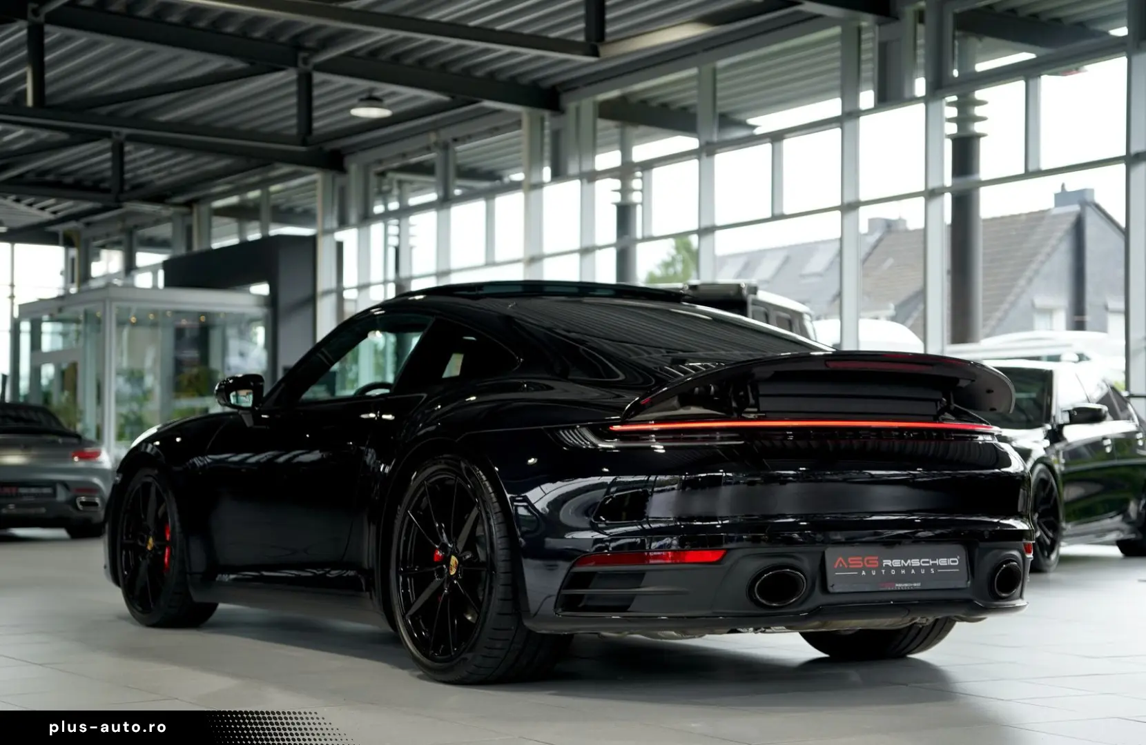 PORSCHE 911 (992) Coupé Carrera 4S  Chrono  Pano S-Abgas