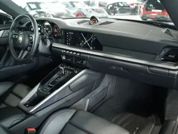 PORSCHE 911 (992) Coupé Carrera 4S  Chrono  Pano S-Abgas