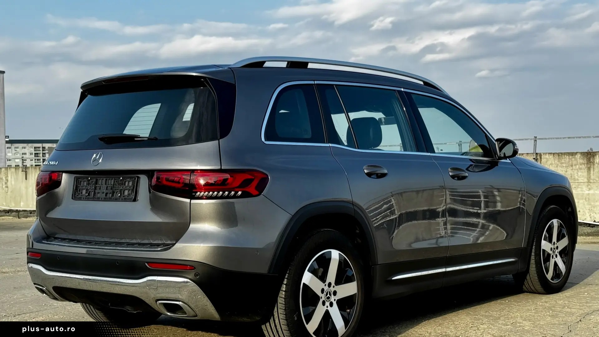 Mercedes-Benz GLB 200