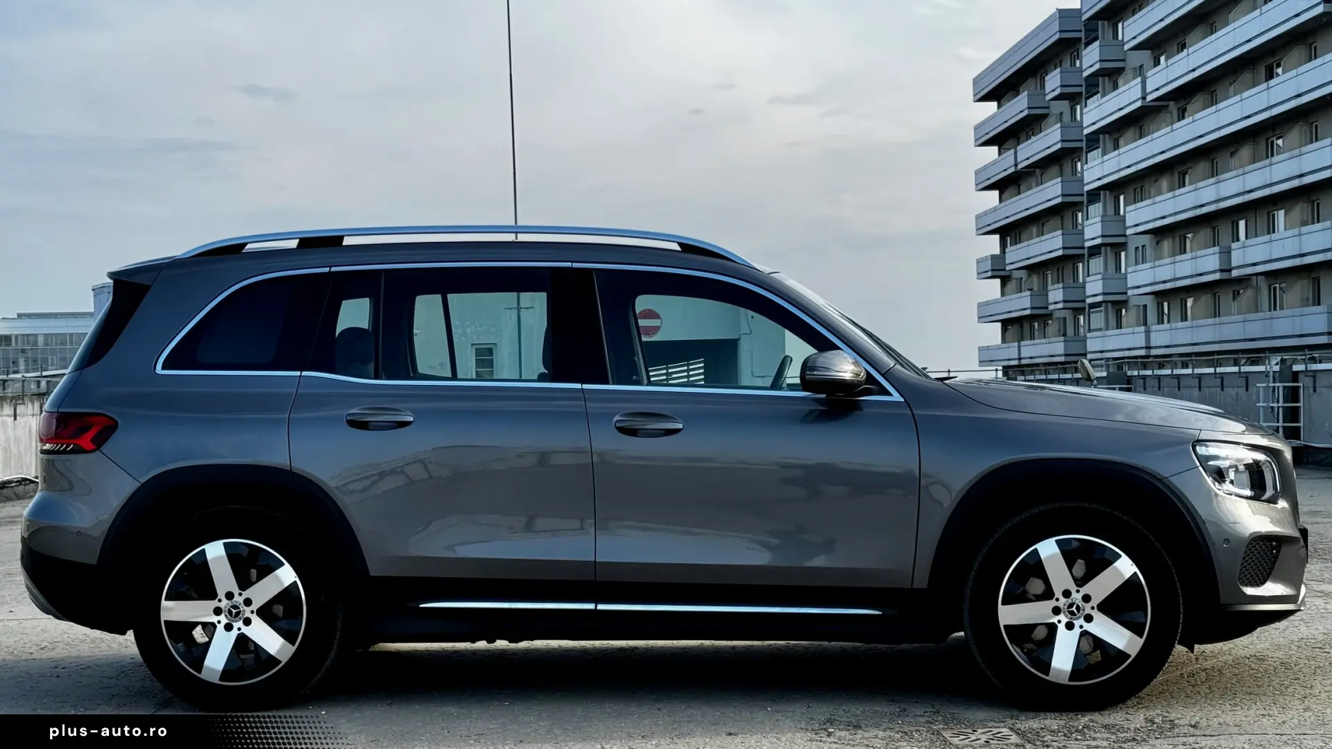 Mercedes-Benz GLB 200