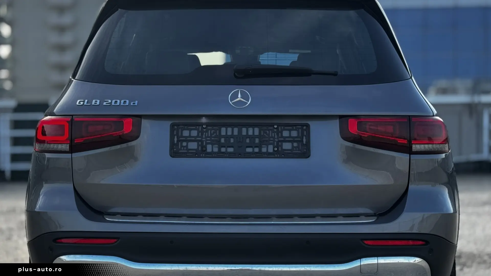 Mercedes-Benz GLB 200