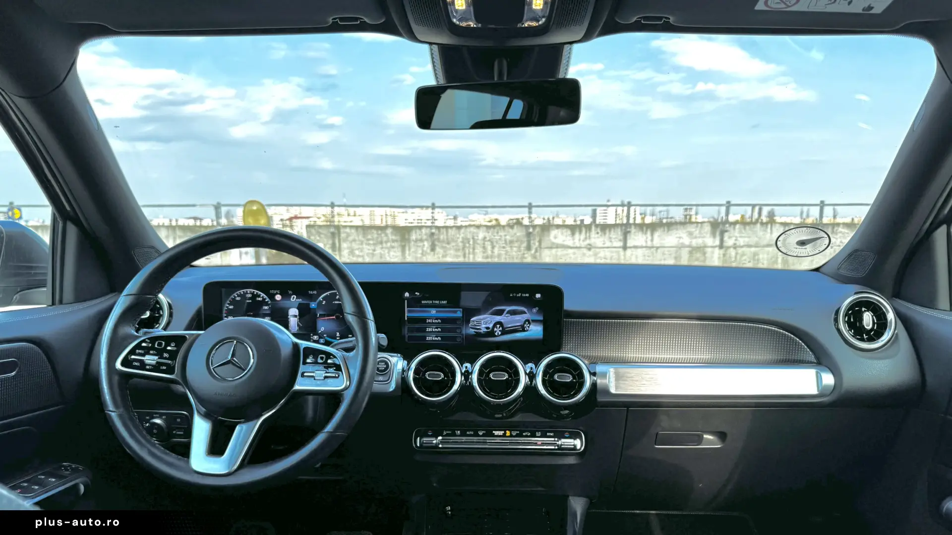 Mercedes-Benz GLB 200