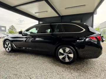 BMW 520d xDrive LEDER AHK NAVI PRO KAMERA LASER HUD