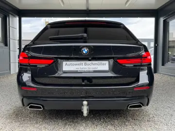 BMW 520d xDrive LEDER AHK NAVI PRO KAMERA LASER HUD