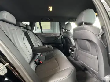 BMW 520d xDrive LEDER AHK NAVI PRO KAMERA LASER HUD