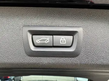 BMW 520d xDrive LEDER AHK NAVI PRO KAMERA LASER HUD