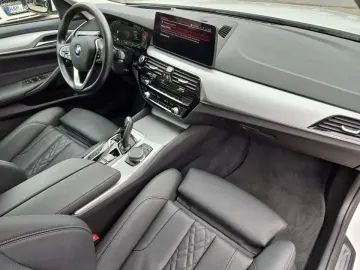 BMW 530d xDrive Touring