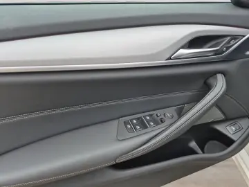 BMW 530d xDrive Touring