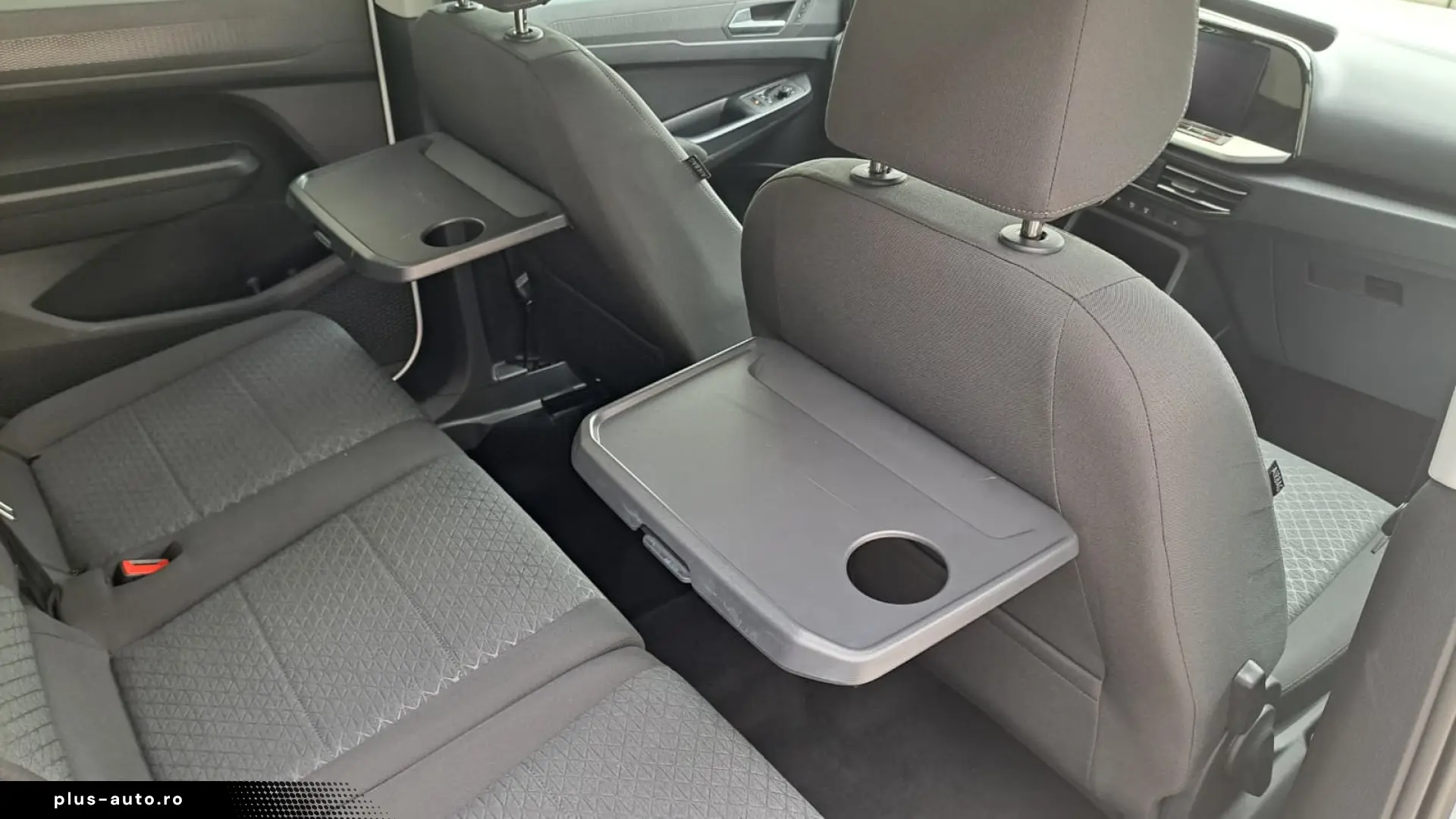 FORD TOURNEO CONNECT TITANIUM L2