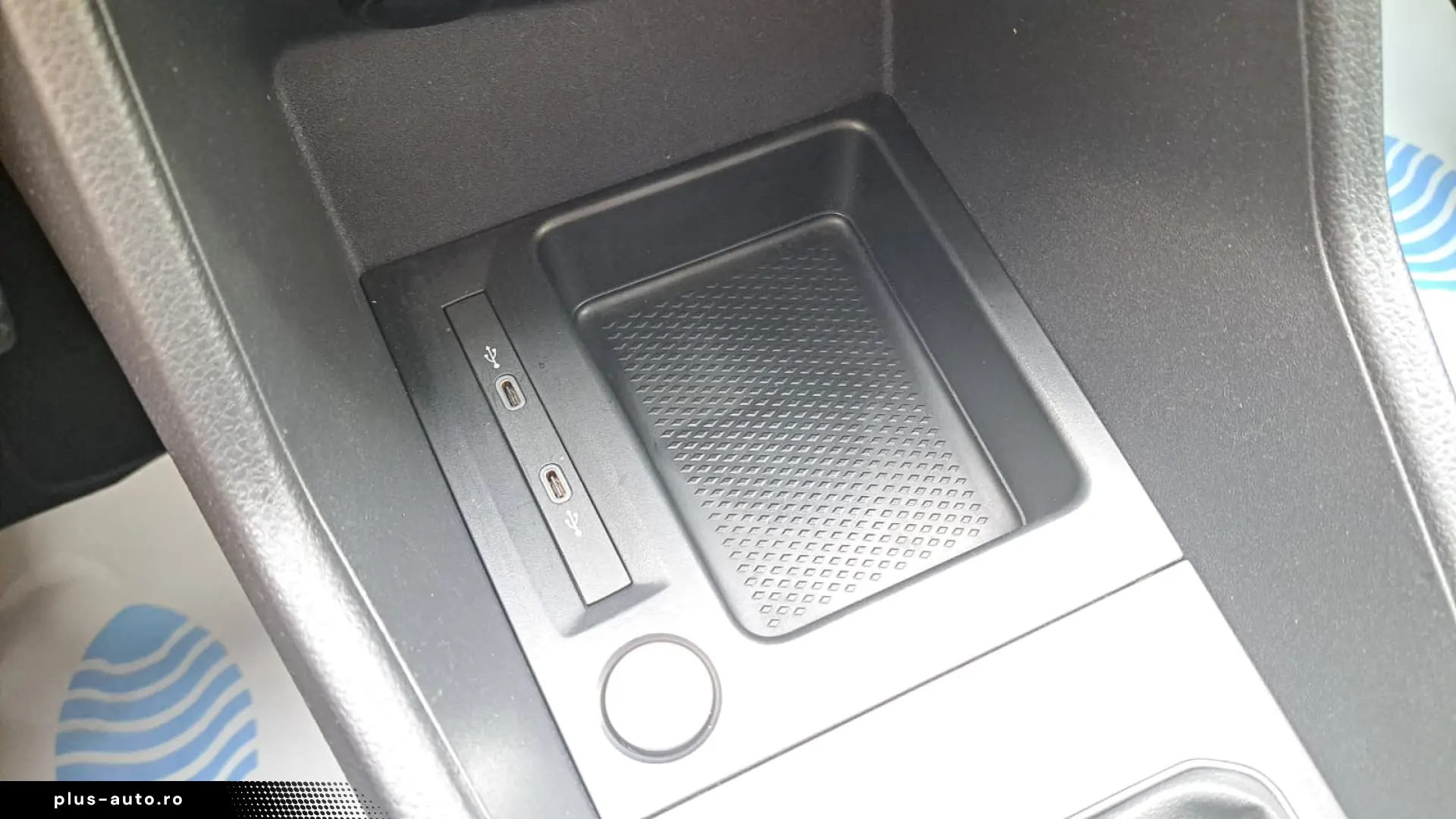 FORD TOURNEO CONNECT TITANIUM L2