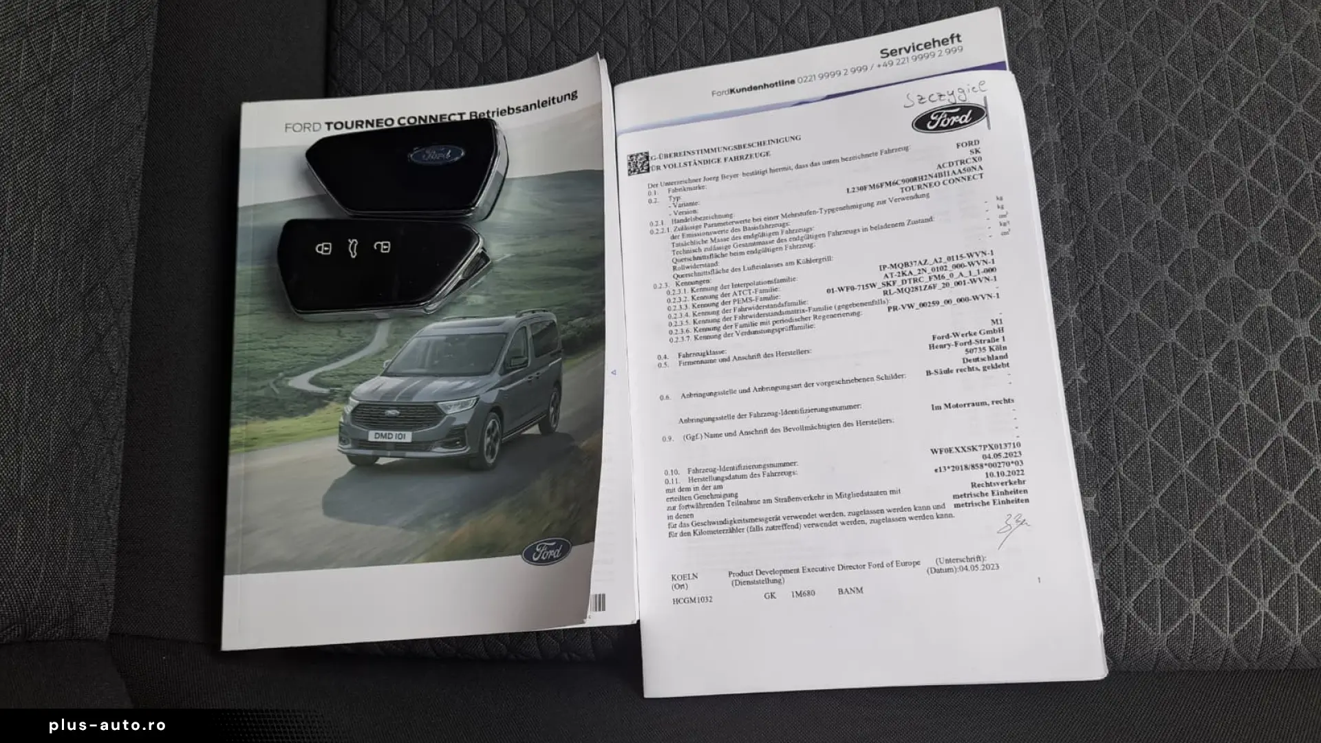 FORD TOURNEO CONNECT TITANIUM L2
