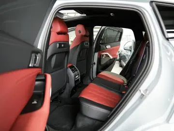 BMW X6 40d M SPORT PRO Luftf. 22LM 360K AHK Panora
