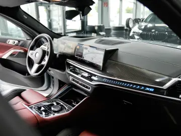 BMW X6 40d M SPORT PRO Luftf. 22LM 360K AHK Panora