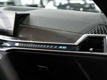 BMW X6 40d M SPORT PRO Luftf. 22LM 360K AHK Panora