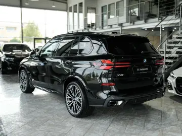 BMW X5 30xd M SPORT PRO 22LM 7SEATS CARBON Panorama