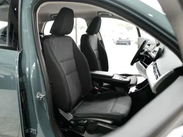 BMW X2 sDrive 18d comfort access camera