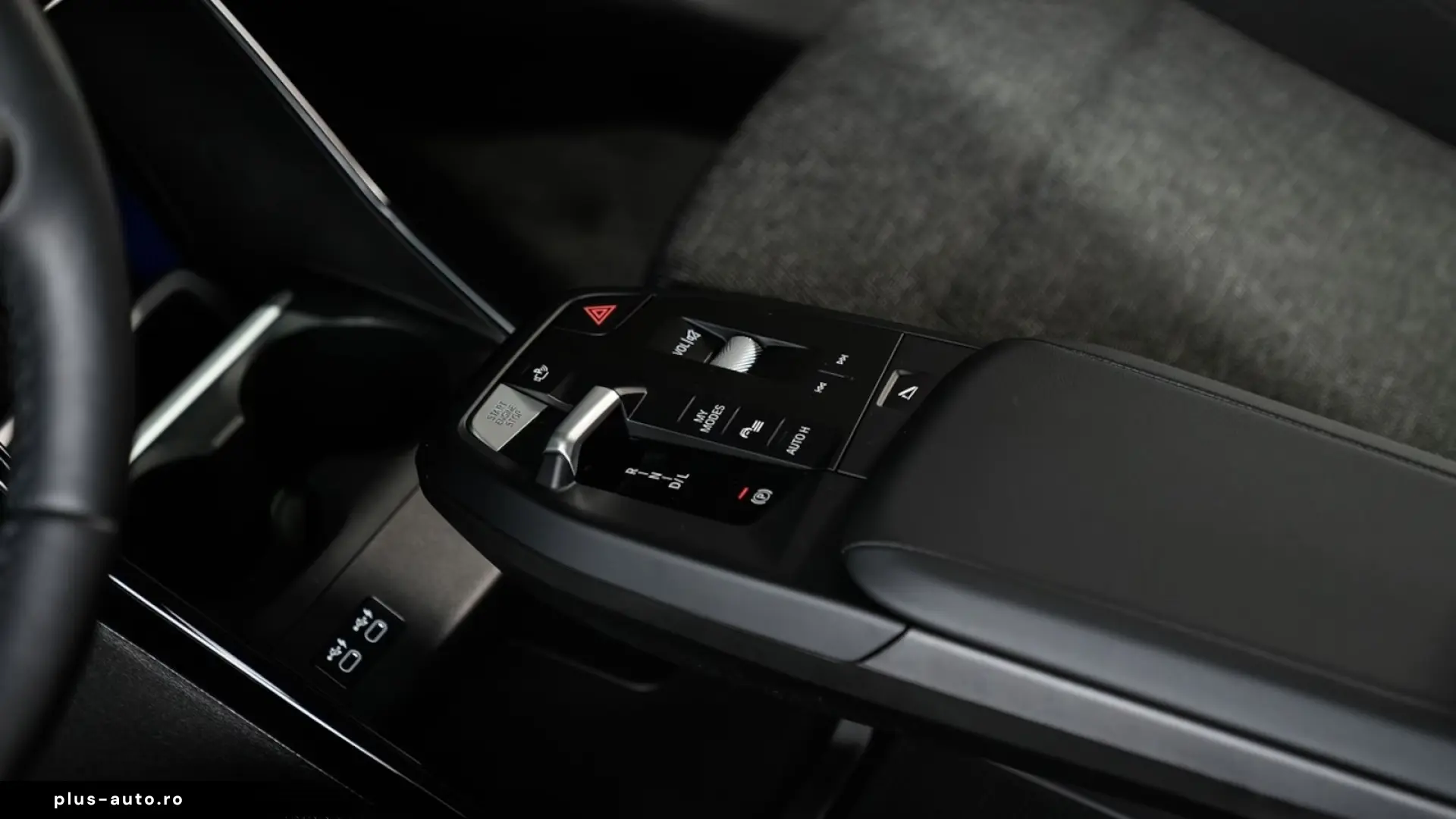 BMW X2 sDrive 18d comfort access camera