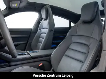 Porsche Taycan Turbo Burmester ActiveRide Night Vision